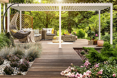 pergola_reflect_white_1.jpg