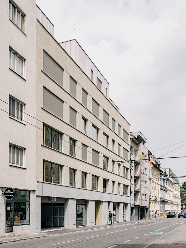 nova_dunajska_aluwin_1.jpg