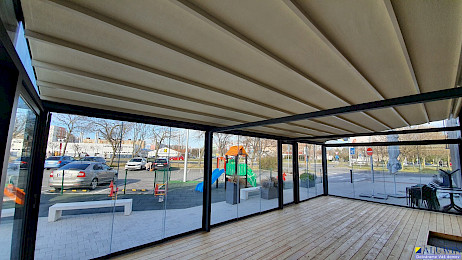 petrzalska_trznica_pergola_aluwin_6.jpg